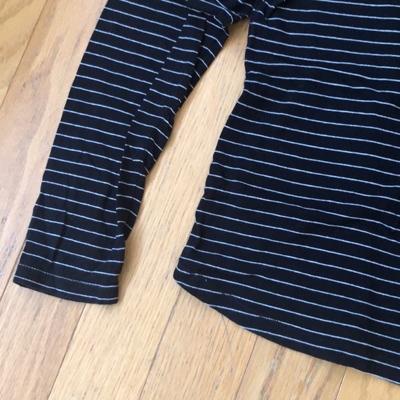 H&M Organic Long Sleeve Striped Scoop Neck Henley w/ Buttons - Black and White - Picture 5 of 12